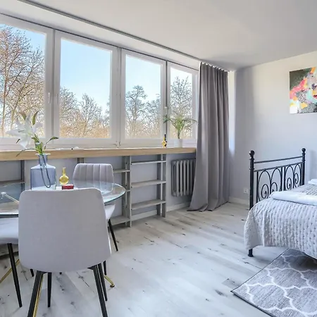 Apartment Corolla - Rynek Starego Miasta - Solidarnosci 71